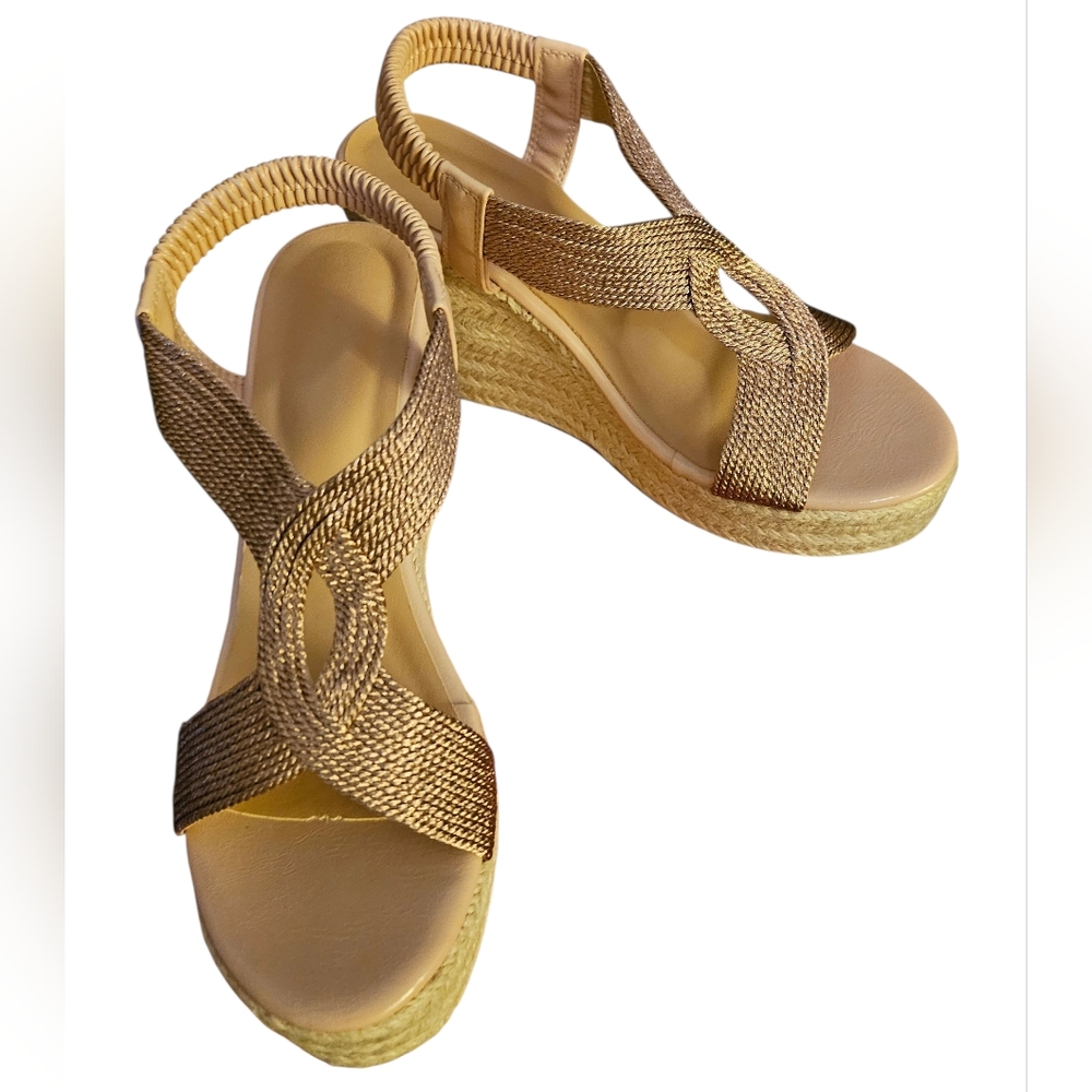 NWT, Elegant Woven Sandals Size 7.5